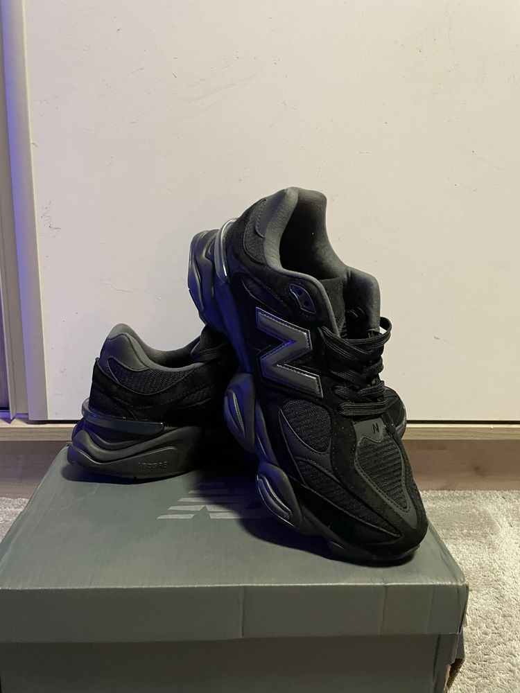 New Balance All Black