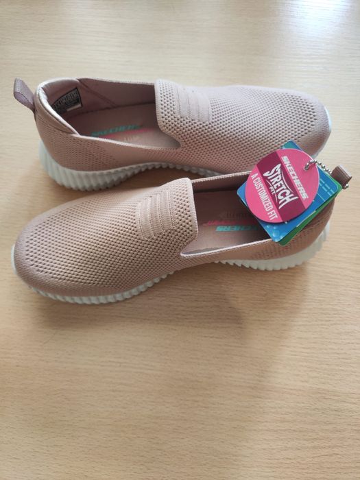 Продаются новые слипоны Skechers женские