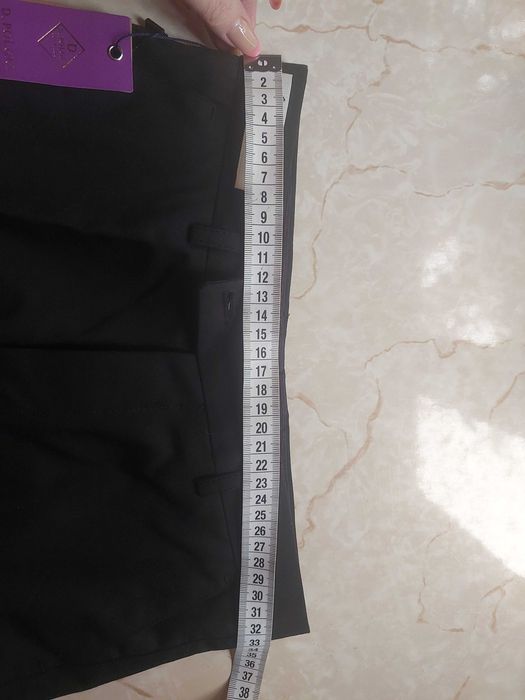 Брюки черные 7-8 лет. Тонкие.Новые.
