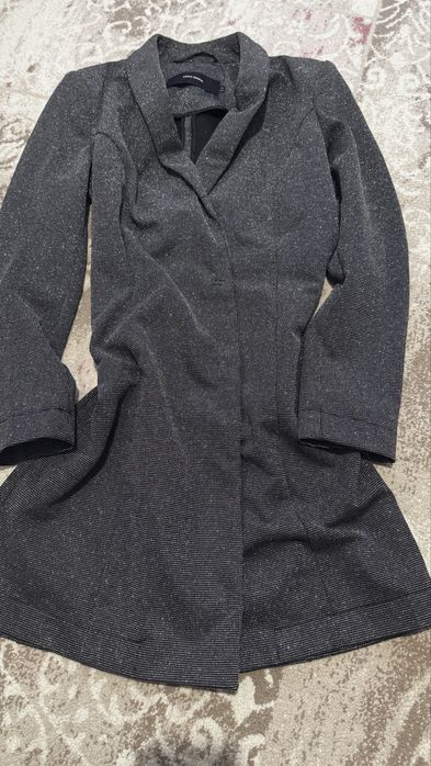 Рокля тип сако с камъни размер 38