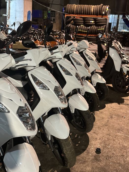 Sym scutere de venzare 49cc in gros