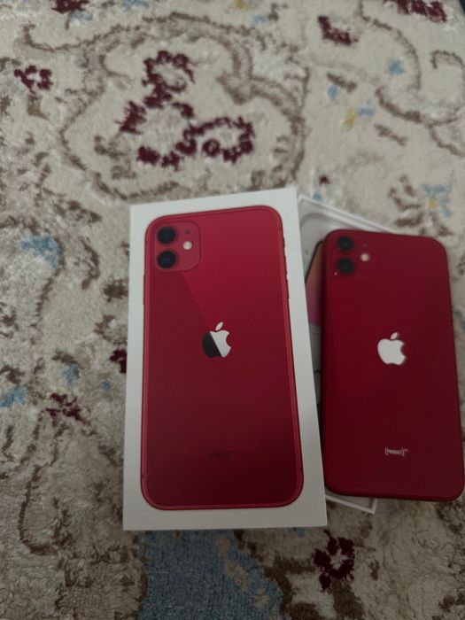 Продам айфон 11 память 64гб