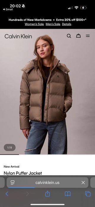 Продам стильную бежевую куртку Calvin Klein, размер XS