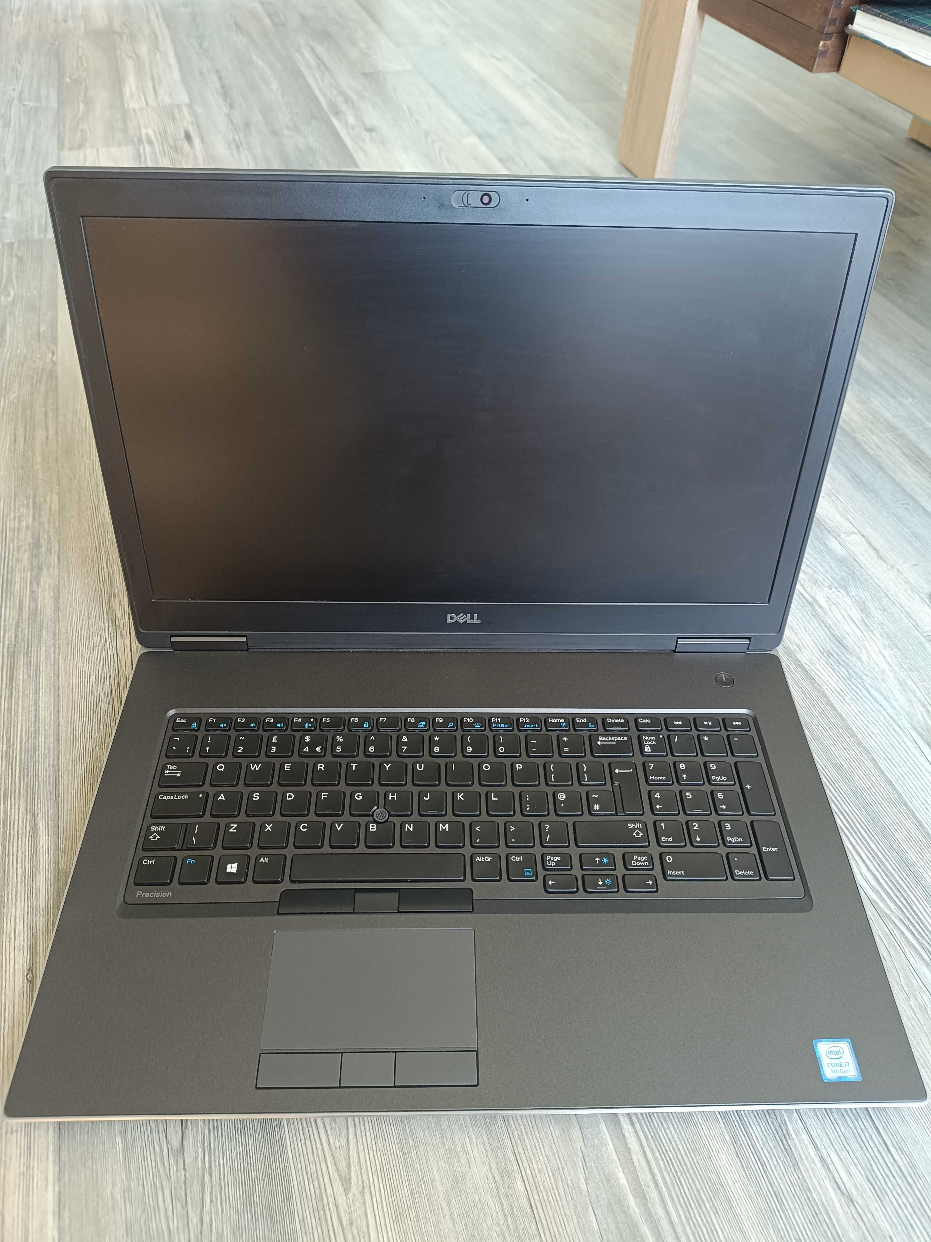 Лаптоп мобилна работна станция Dell Precision 7740