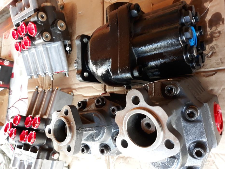 Pompe hidraulice DE basculare 3,5,710.15,20,40 tone