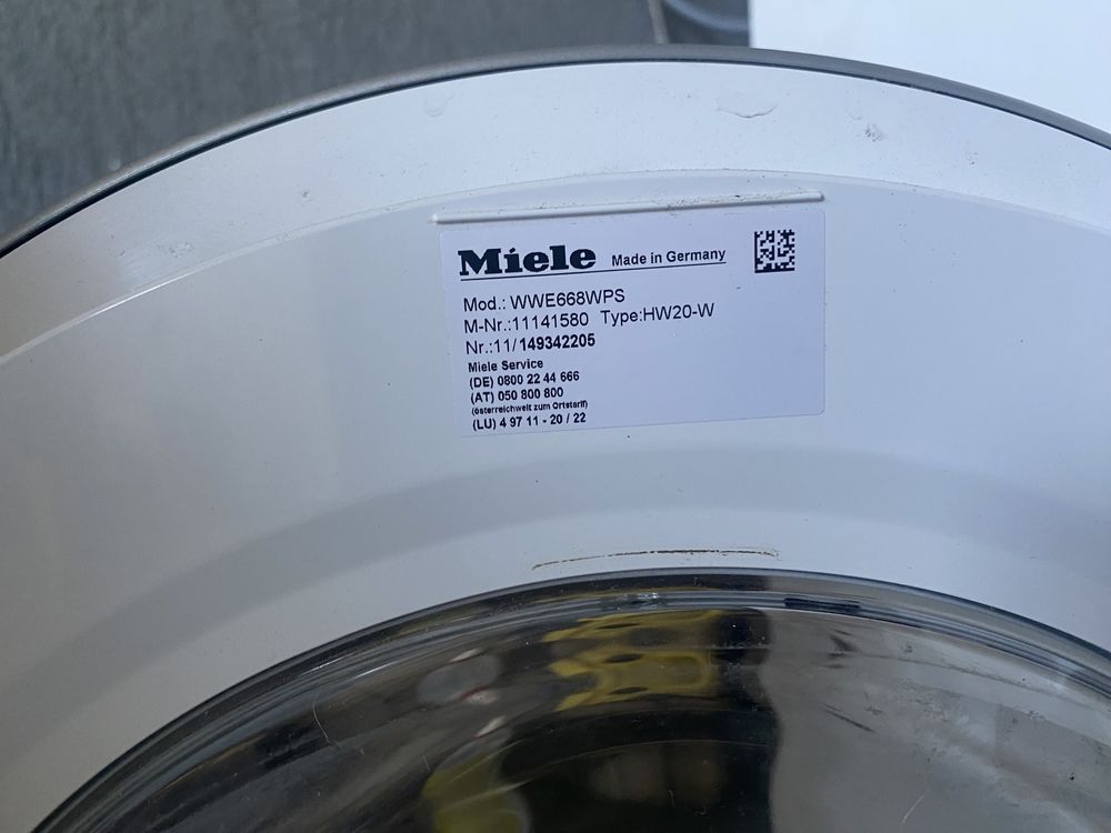 Пералня Miele W1 Active Twin Dose WWE668