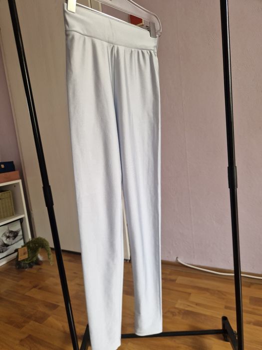 Лот от клинове и долнища