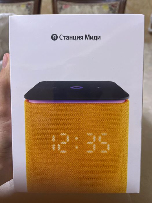 Yandex stansiya Midi/ Яндекс станция миди