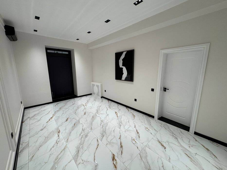 Чехова , B&B , Бон кафе | 125кв - нежилое помещение Продажа