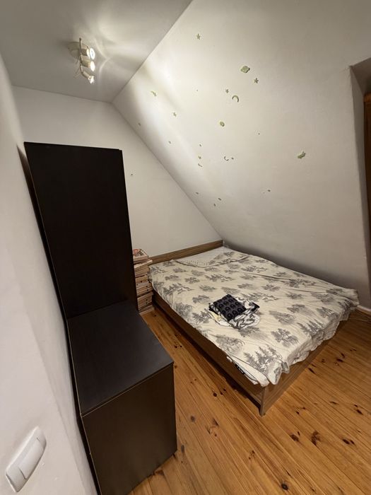 Подарявам мебели