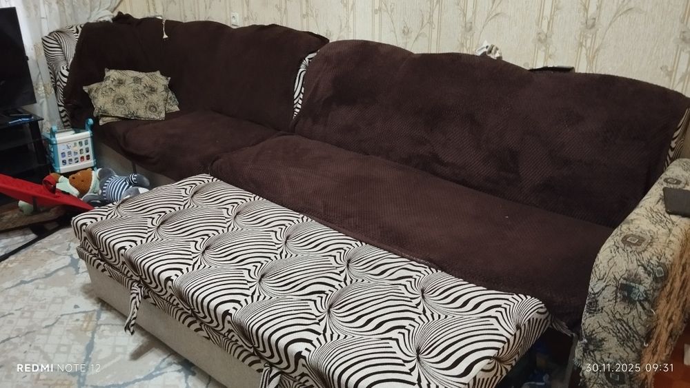 Продам диван в отличном состоянии