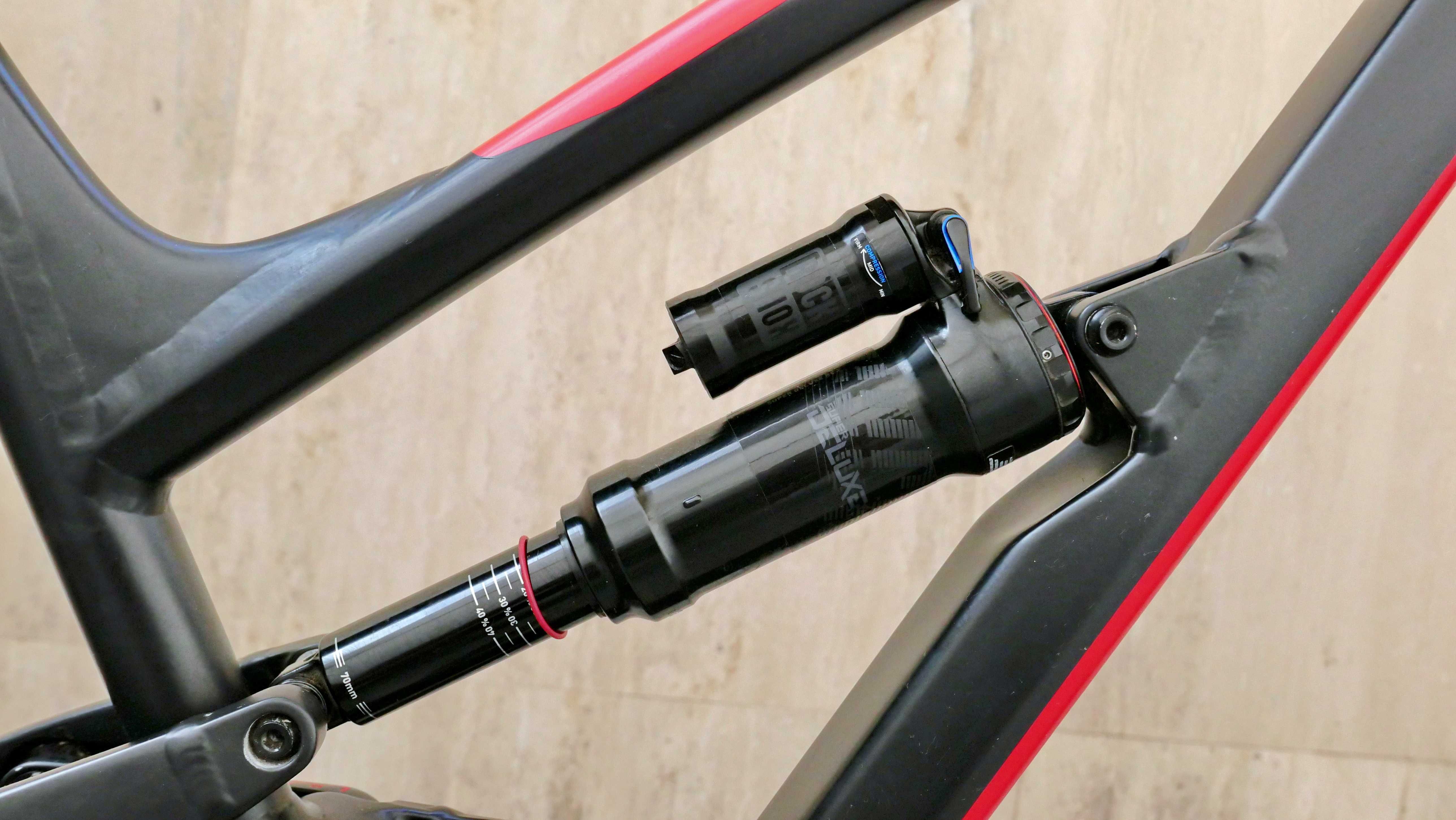 YT Capra AL Comp, 27.5 XL, RockShox Lyrik, 160 ход, 1x 11 Deore SLX