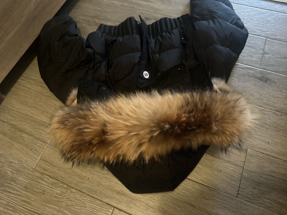 Зимно яке с яка от естествен косъм лисица намалено