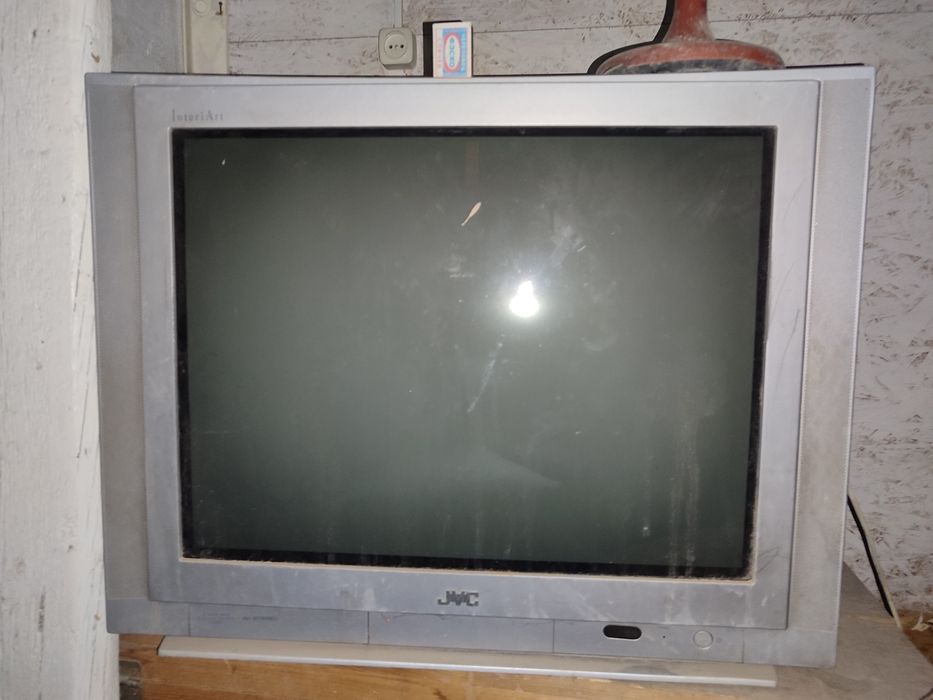 Продам телевизор
