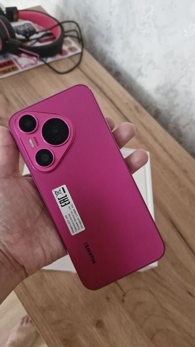 Продаю Huawei Pura 70 12гб/256