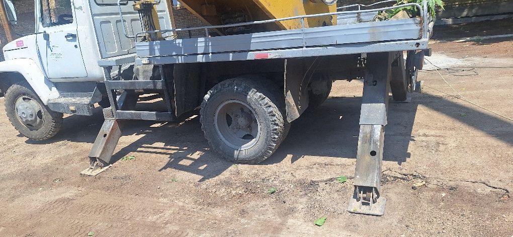 Автовышка сотилади 18м