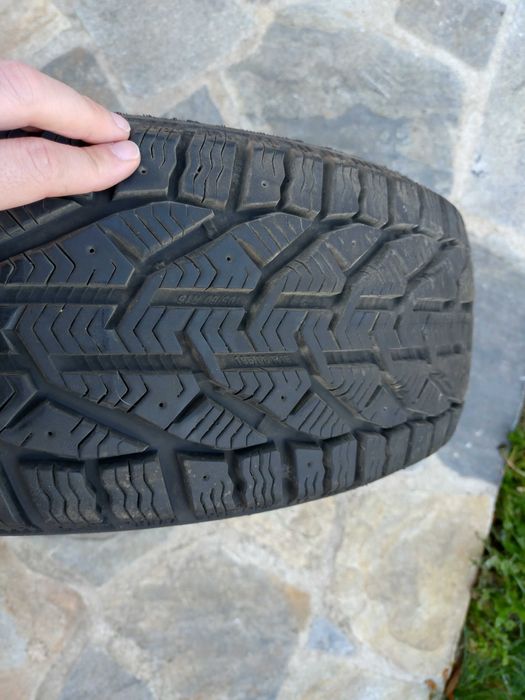 Зимни гуми Корморан 195/60/15 Дот 22