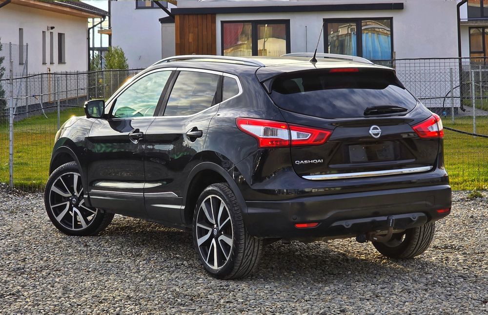 Nissan Qashqai Tekna 2014 4x4 1.6DCI 130CP/camere 360°/panoramic