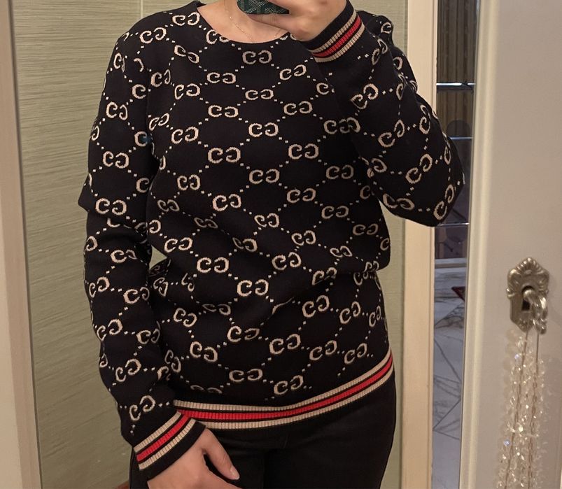 Gucci унисекс пуловер размер S/M промо цена