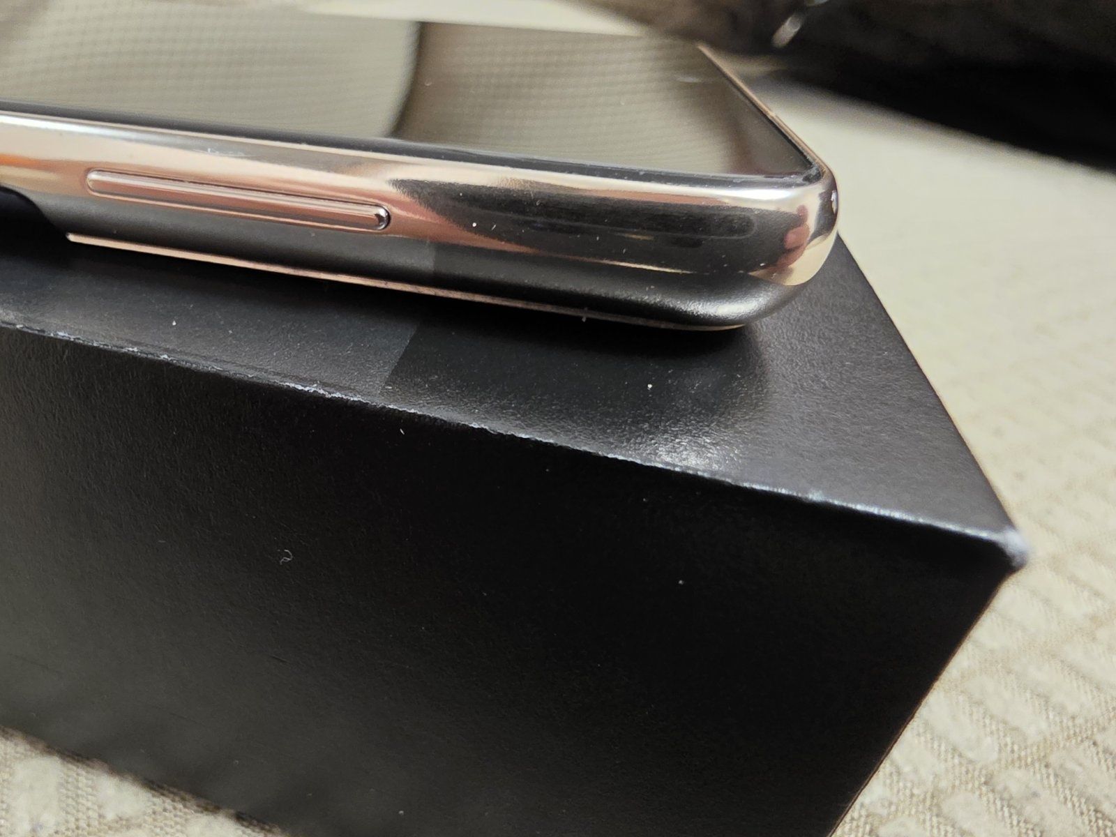 Продавам Samsung s21 plus 256GB