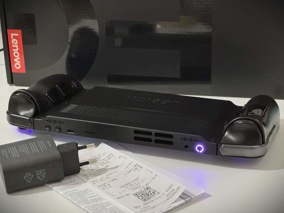 Бартер!НОВ! 24м.Гаранция! Lenovo Legion Go Ryzen Z1 Extreme