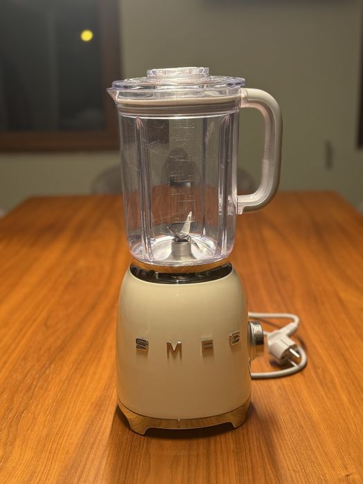 Blender SMEG cream