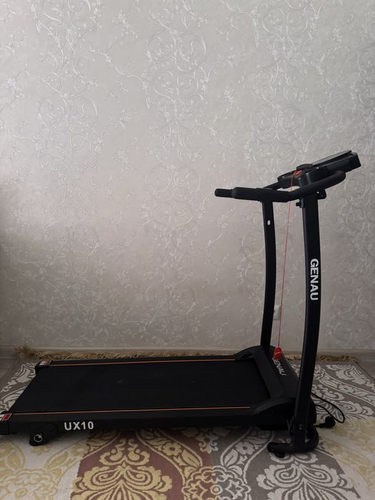 Беговая дорожка Genau срочно