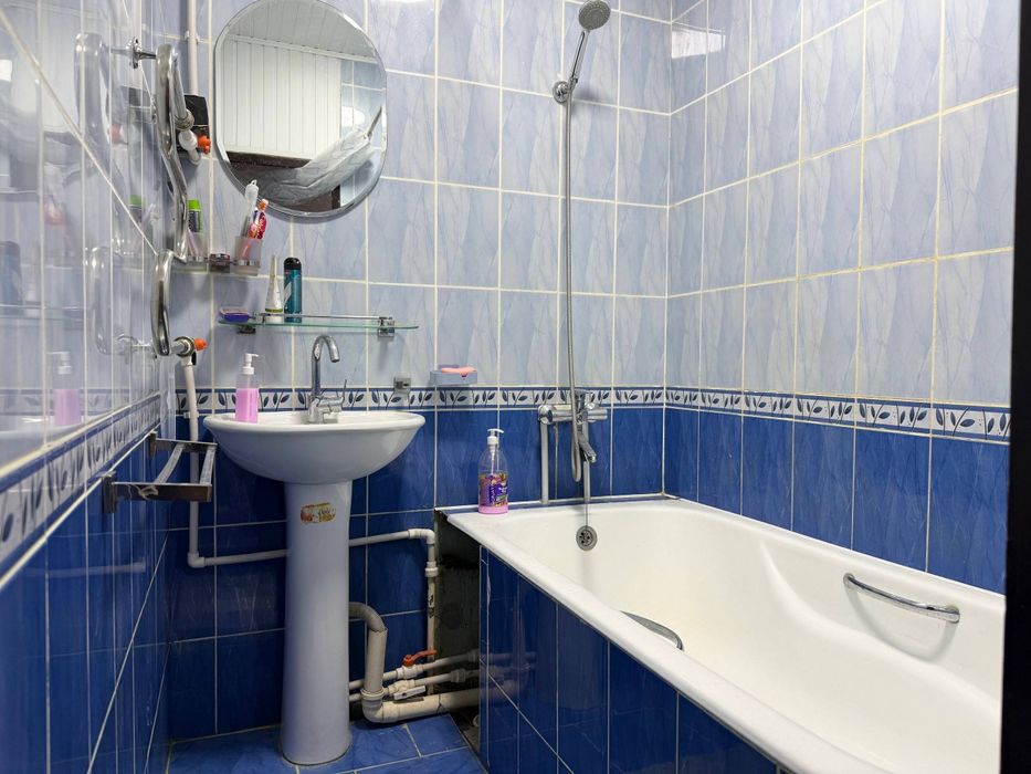 Продаётся 2/2/4 Авиасозлар 1,с обстановкой