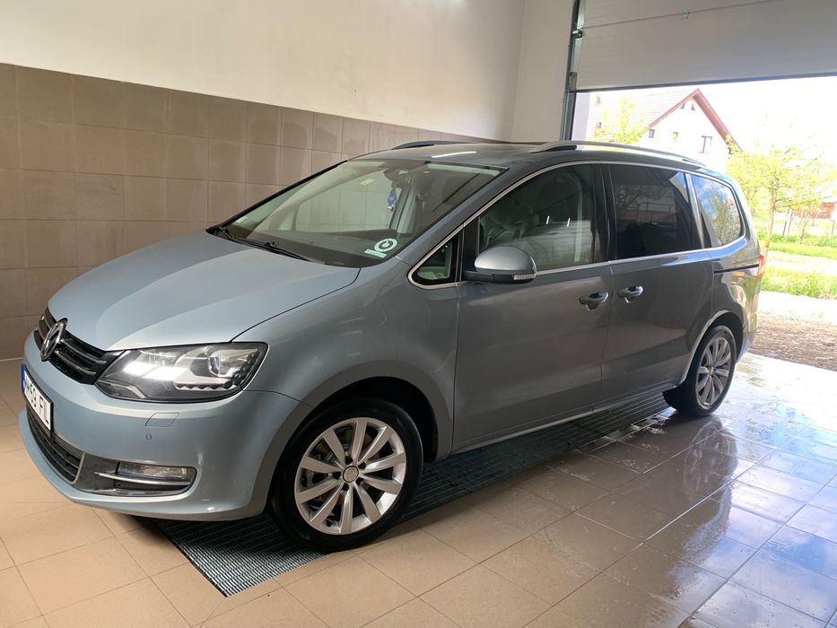 Vând Volkswagen Sharan