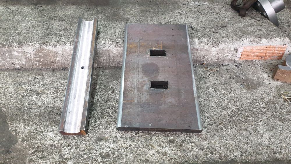 Части за трошачка ОМ35 / Петвои лагер / Разпорна плоча / Клин