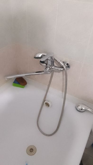 Смеситель для ванны