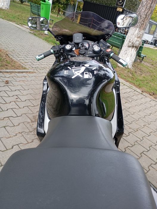 Vând motocicleta honda cbr 600 f4