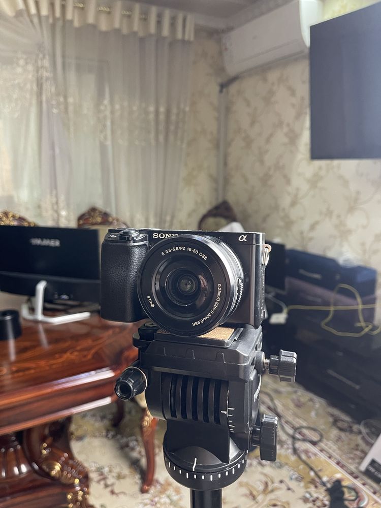 Продается Sony a6100