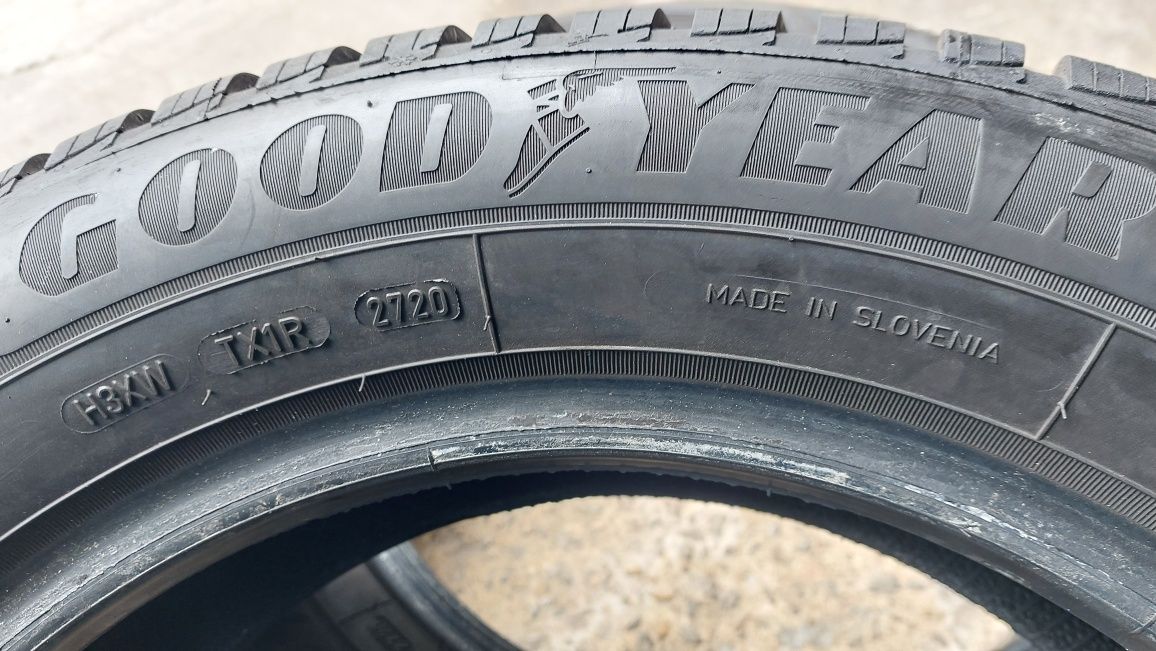 Зимни гуми 205/60/16 Goodyear Ultragrip 9+ 4 броя