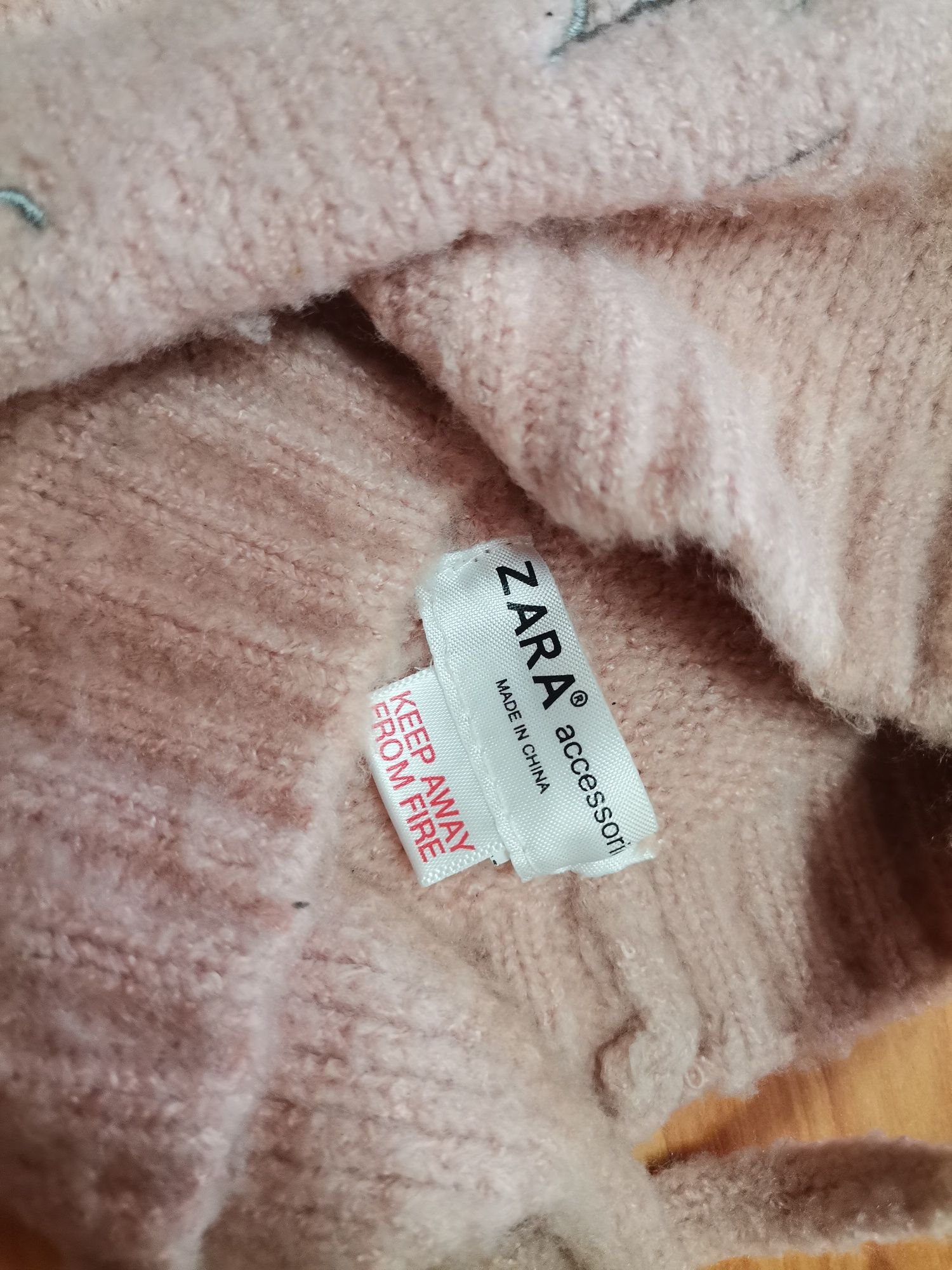 Lot caciulite fetite 2-3 ani, Zara, H&M