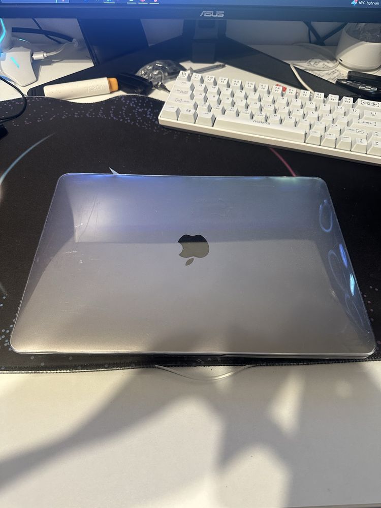 Macbook Pro 13 inch 2016 A1708