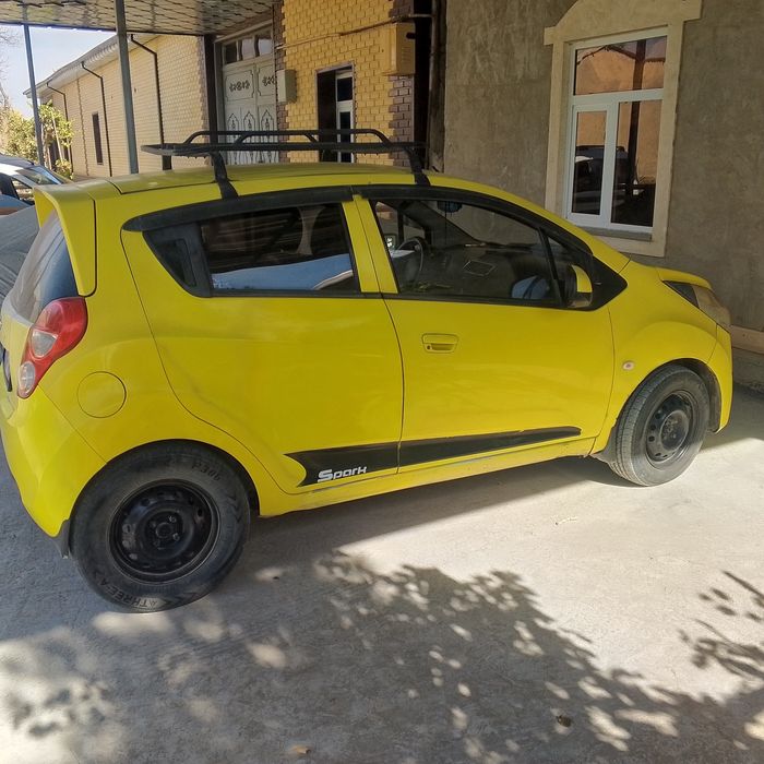Spark sotiladi yili 2013 1 paz 2-paz qilingan puli 3400$