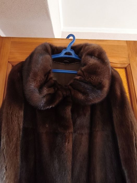 Продам норковую шубу