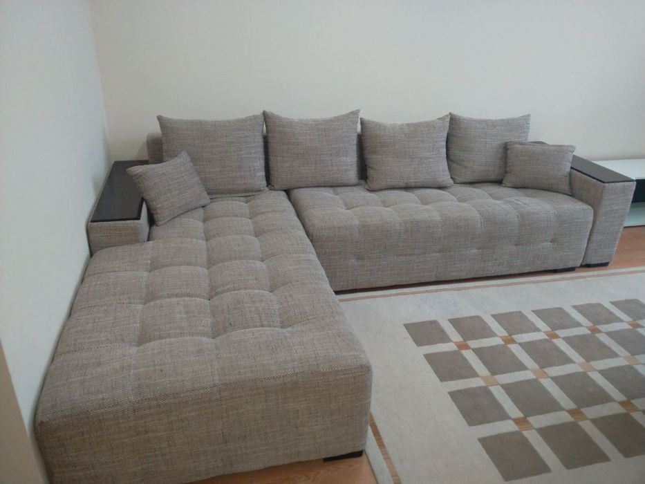 Диван мек мебел