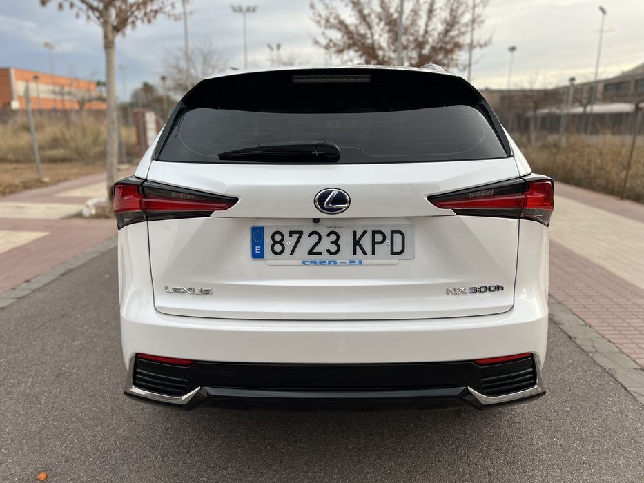 LEXUS NX 2.5 300H 197cp Hybrid Aut.