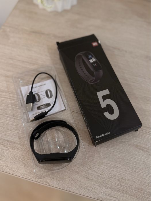 Смарт часы / фитнесс браслет