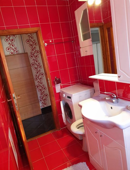 Apartament cu 2 camere de închiriat