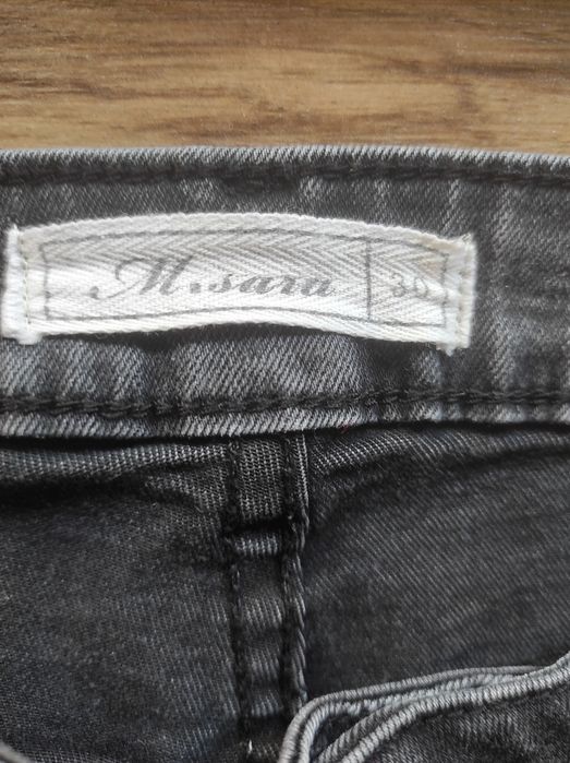 Дамски дънки черни