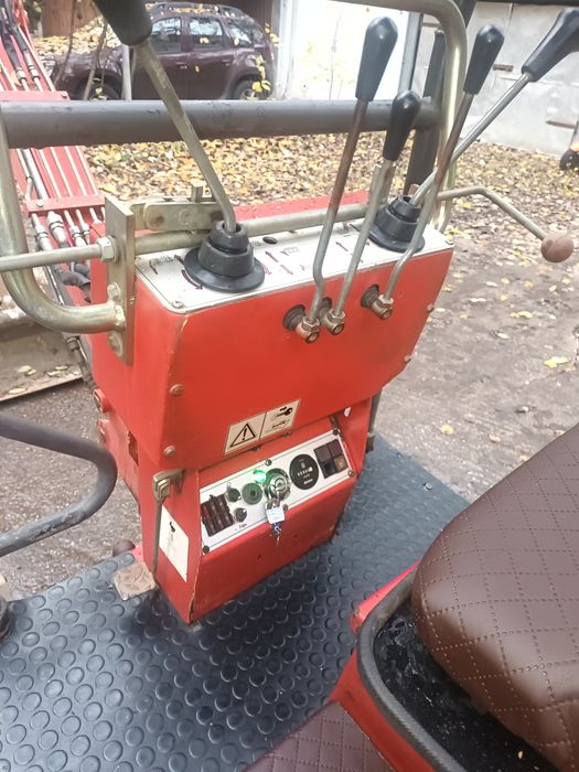 Miniexcavator Hinowa