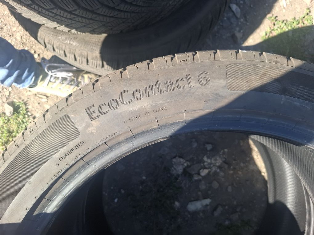 Vand 2 anvelope 235 45 20 continental de vara bune dot 2022