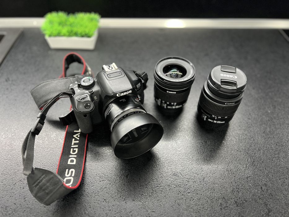 Canon 650D комплект – фотоапарат + 3 обектива