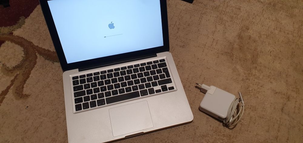 Macbook pro 13 inch i5 3gen