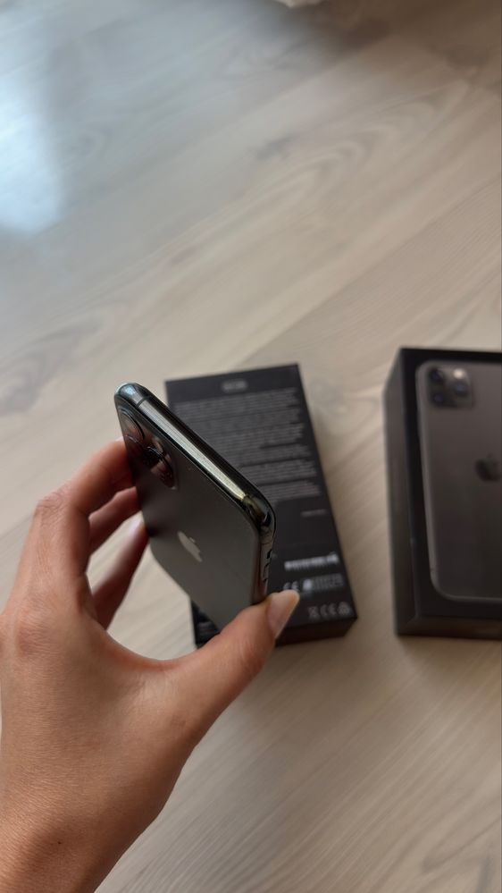 iPhone 11 Pro 512GB 93% Sanatate Baterie Liber de retea