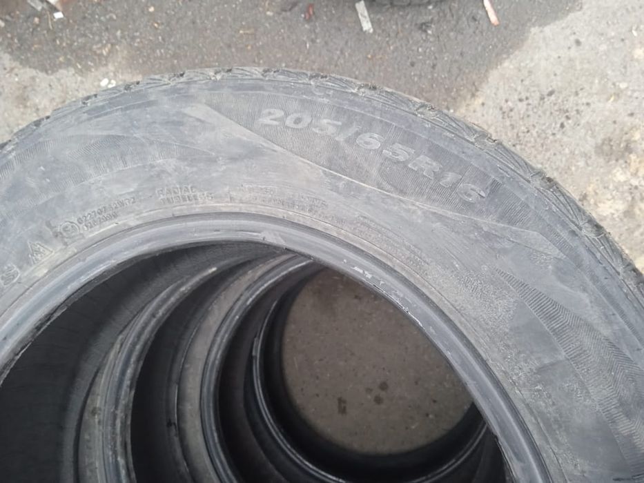 Зимние шины 205/65/16