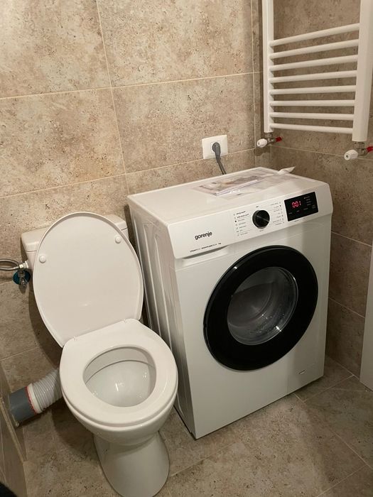 Inchiriez garsoniera militari residence